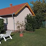 In - Balaton 18124 度假居 *