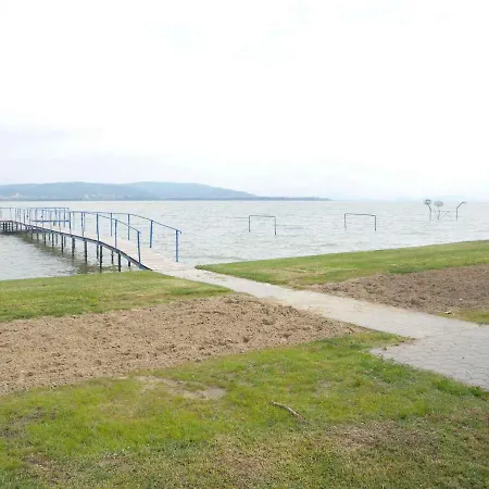 In Balatonbereny/balaton 18124