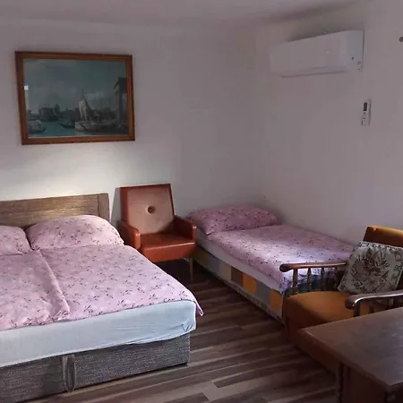 Holiday home In Balatonbereny/balaton 18124 Balatonbereny